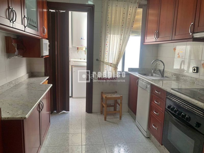 Foto ebb3e4e7-f035-4b44-b498-0e3ca96b7d2d. Alquiler piso en San Antón Murcia