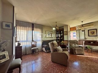 Pis a de Juan Carlos I