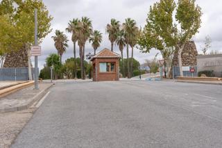 Terreny residencial a Dílar. Venta de parcela en la urbanización cañadas del parque