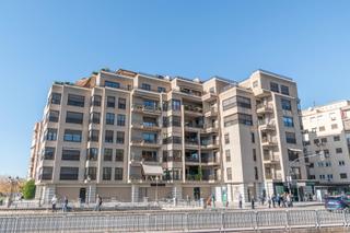 Appartement à Calle ribera genil 1. Oportunidad única en el centro de granada