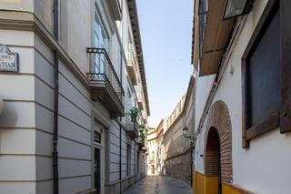 Zweistöckige Wohnung  Calle calle escudo del carmen, 11. Impresionante piso en dos alturas en el corazón de granada