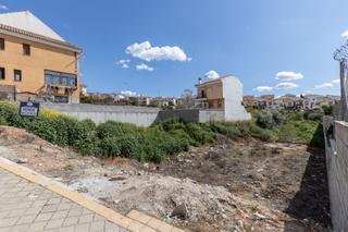 Terreny residencial  Gomez moreno. Parcela a la venta jun
