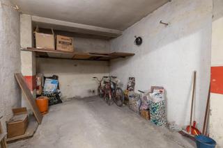 Parking voiture  Calle arabial 8