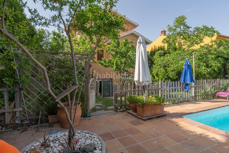 Foto e31d2698-a3d6-4b87-a3b9-bee21d0d47c8. Chalet precioso chalet independiente con piscina en Cumbres Verdes en Zubia (La)