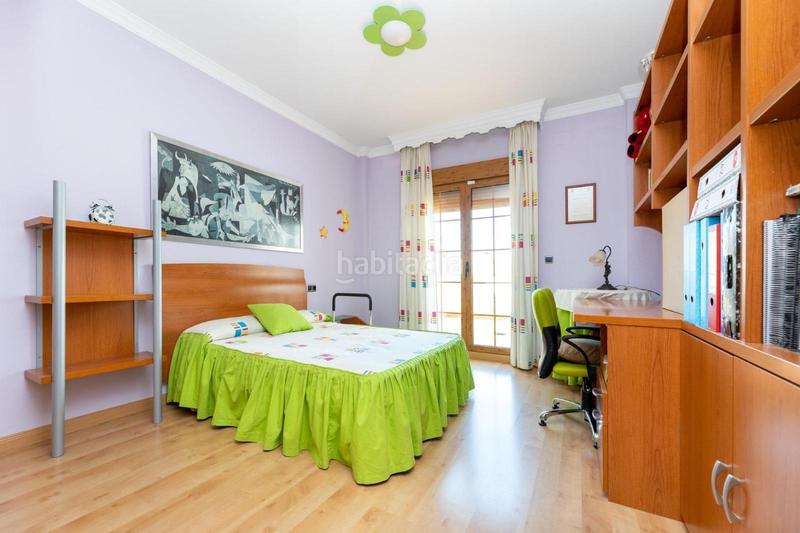 Foto f5d76dd1-7a2e-4651-9f01-efd50fdc95dc. Chalet espectacular chalet en Gójar