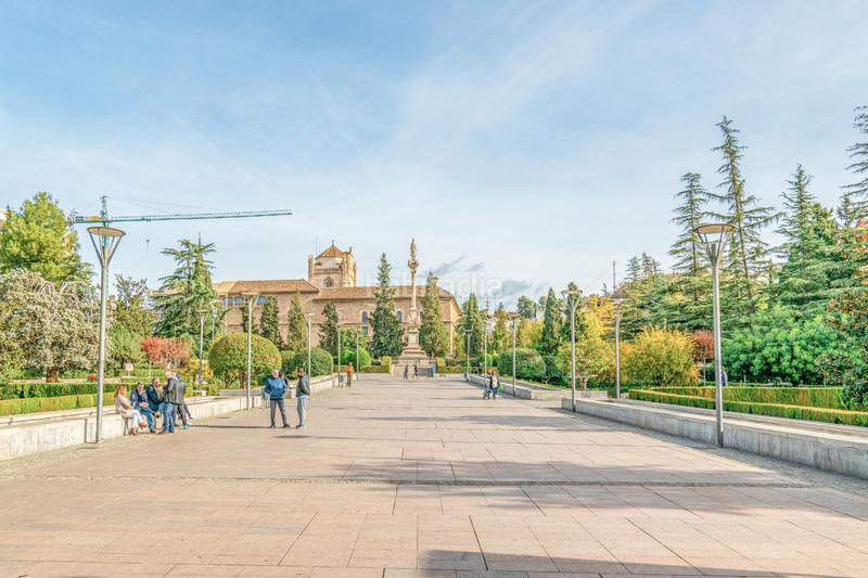 Foto c9b804c8-175f-4605-9c63-8581b05de8a9. Estudio  junto hospital real en San Ildefonso Granada