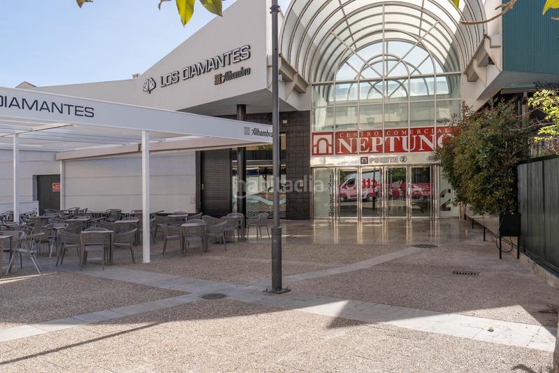 Foto 458236f6-84cf-4860-a9db-996a569db3d8. Local comercial  en centro comercial neptuno!!!!!!!!!!!!! en Granada