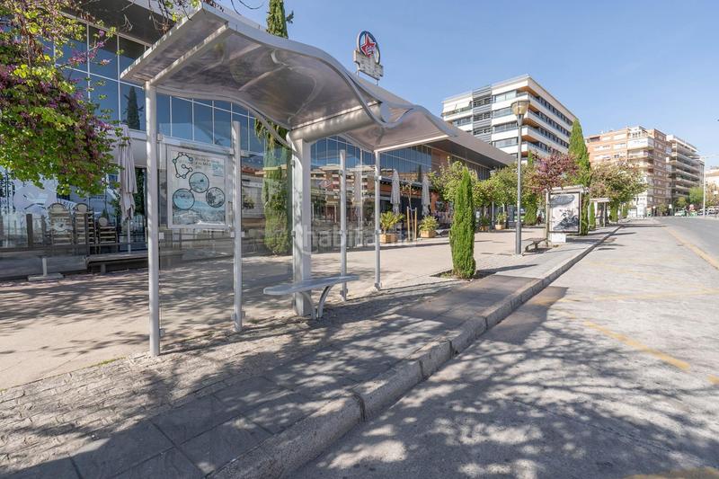 Foto 929f1e49-8339-4ccf-ad33-0fc4ac0ef600. Local comercial  en centro comercial neptuno!!!!!!!!!!!!! en Granada