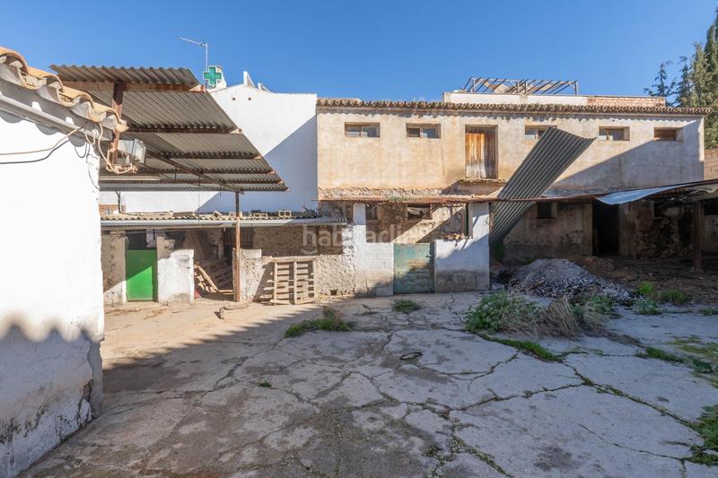 Foto 44d2c772-6d24-42b0-a395-9ea0db68bd18. Masía en calle gardenia (chaparral) 4 vivienda con múltiples opciones en Albolote