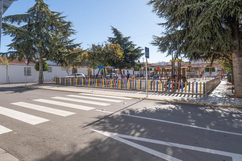 Foto cb28166d-cc95-4a7c-b0ec-f93c2f9bf384. Masía en calle gardenia (chaparral) 4 vivienda con múltiples opciones en Albolote