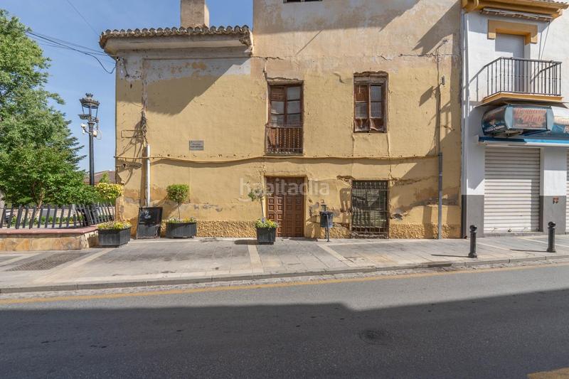 Foto a02a833e-6c92-48de-ae34-8cdc9c0860bd. Casa  de tres plantas con 288 m2 a reformar frente al ayuntamiento en Ogíjares