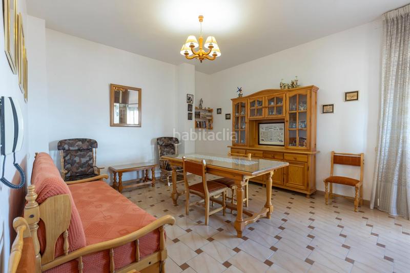 Foto 0b211407-a788-48a3-a4e1-60147775269a. Casa aparellada amb aparcament a Jun