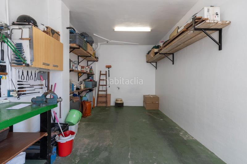 Foto af79a112-a42a-4115-8d9c-f691838ce506. Casa aparellada amb aparcament a Jun