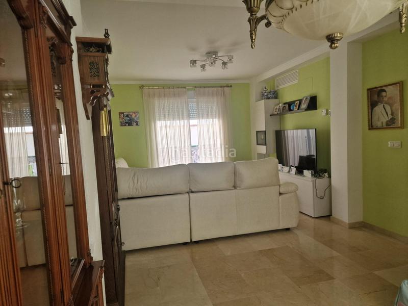 Foto 40d44115-b5be-4fb8-be89-fe5424bf9bbb. Casa adosada bonita y luminosa casa en albaycin!!!!!!!!!! en Granada