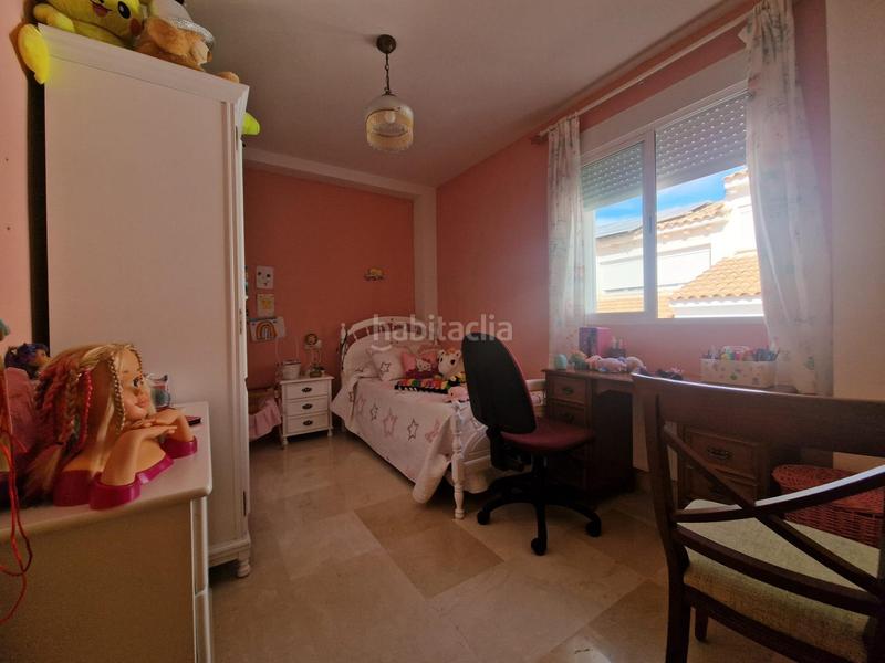 Foto e9a1c222-fbe7-418b-9217-92b577829a46. Casa adosada bonita y luminosa casa en albaycin!!!!!!!!!! en Granada