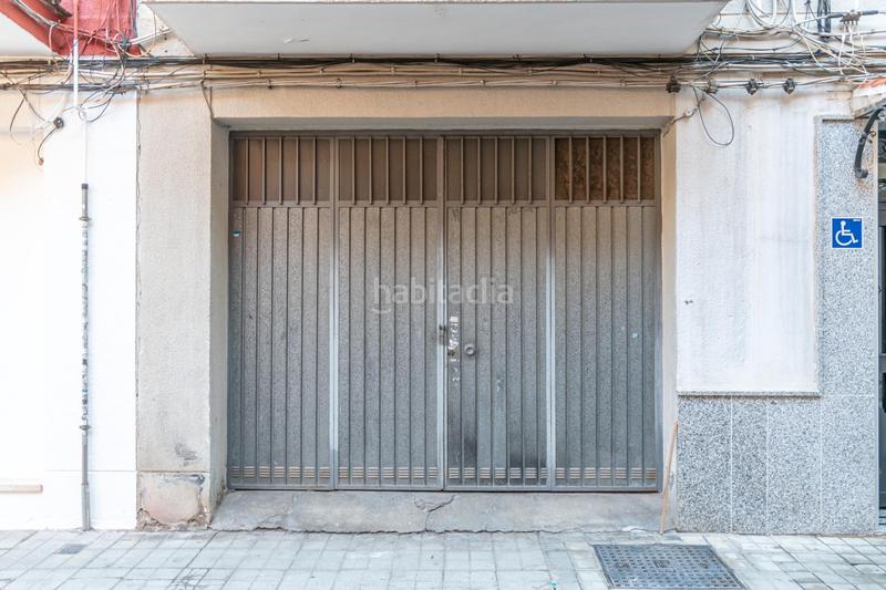 Foto 4d2f0218-8ea9-42fb-838c-830f1e2ce6ea. Local comercial a Barrio de Zaidín Granada