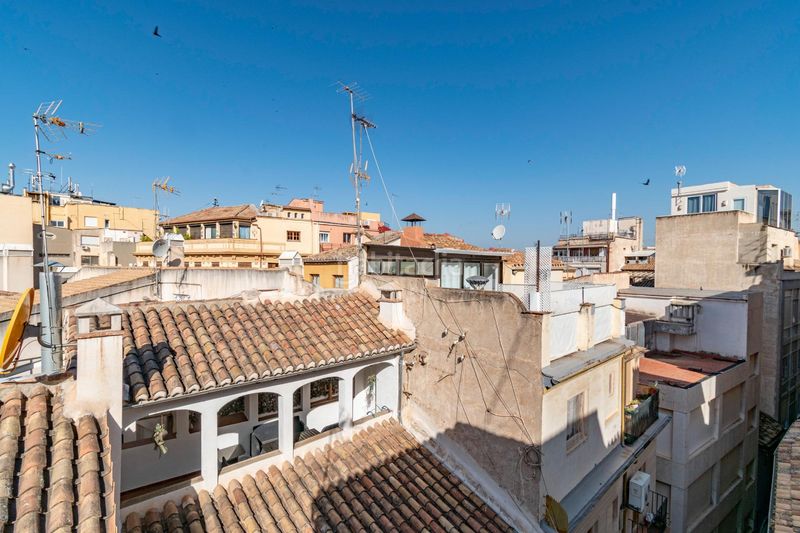 Foto bc8f3038-7659-44b2-9999-1880edc3c79b. Edificio in Centro - Sagrario Granada