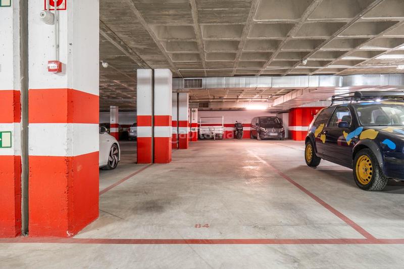 Foto 0a1e2449-0b00-4c6c-9383-923f829318da. Posto auto in calle de nelson mandela 10 in Poniente Armilla