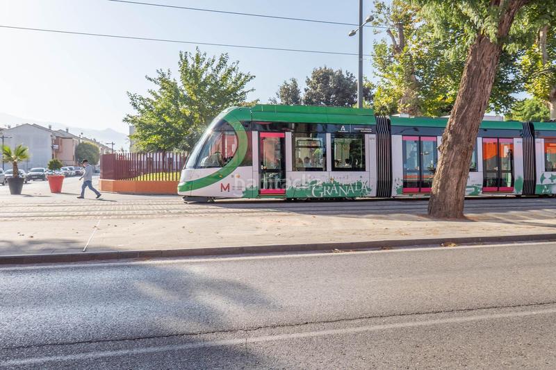 Foto 18dce704-6269-41ef-aede-36d1969e4273. Posto auto in calle de nelson mandela 10 in Poniente Armilla