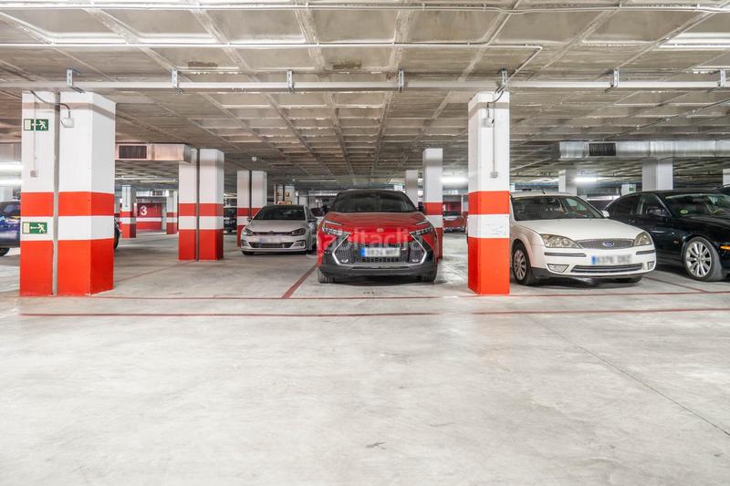 Foto 37a2aa23-5650-46f4-b0e0-8d977e52259e. Posto auto in calle de nelson mandela 10 in Poniente Armilla