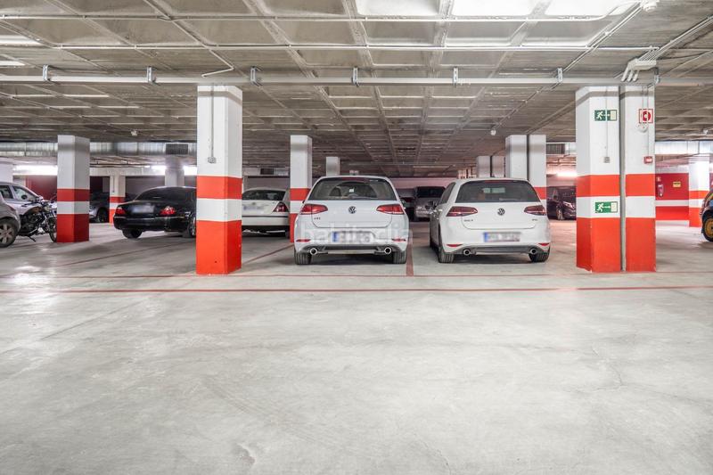 Foto 538bd5ca-3237-4e05-a8d7-c8f4e39c82ee. Posto auto in calle de nelson mandela 10 in Poniente Armilla