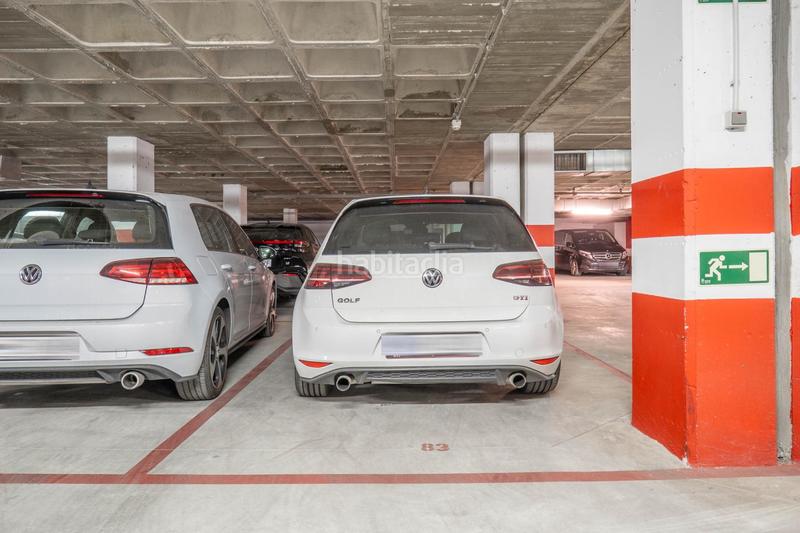 Foto 5f69f99b-3ae1-4bec-8501-21c4ead9e02e. Posto auto in calle de nelson mandela 10 in Poniente Armilla