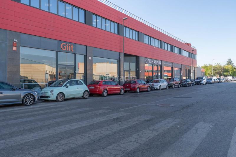 Foto c0d3fbb3-4d0e-49de-98cb-94132c5fb94d. Posto auto in calle de nelson mandela 10 in Poniente Armilla