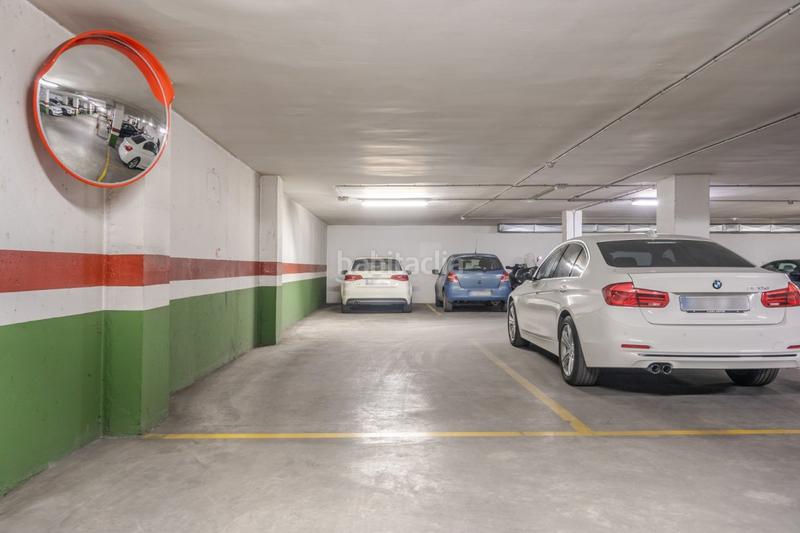 Foto 0222230c-d784-4891-85c5-c232c1631f98. Autoparkplatz in Parque Lagos Granada