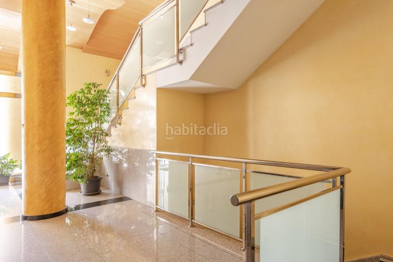 Foto 108005b5-601d-429e-be9a-3635c1882079. Autoparkplatz in Parque Lagos Granada