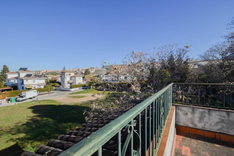 Foto db8c4995-b4db-417b-9b22-90745086c4ce. Maison dans calle acequia 19 dans Camino de los Neveros - Serrallo Granada