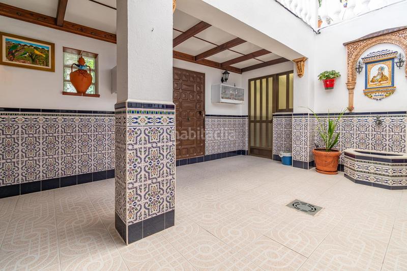 Foto 95156757-b6a2-4a21-9f6f-fe08f37ce88c. Casa adosada en Rosaleda - Juventud Granada