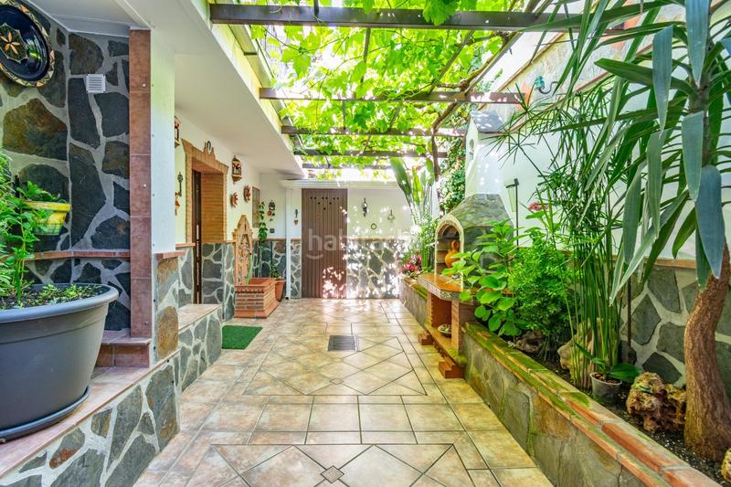 Foto 2da0d7b3-c052-45c0-9a56-108702764959. Semi detached house with heating parking in Rosaleda - Juventud Granada