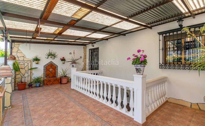 Foto e334d08a-30ad-404f-8d74-f2b1fa42018c. Semi detached house with heating parking in Rosaleda - Juventud Granada