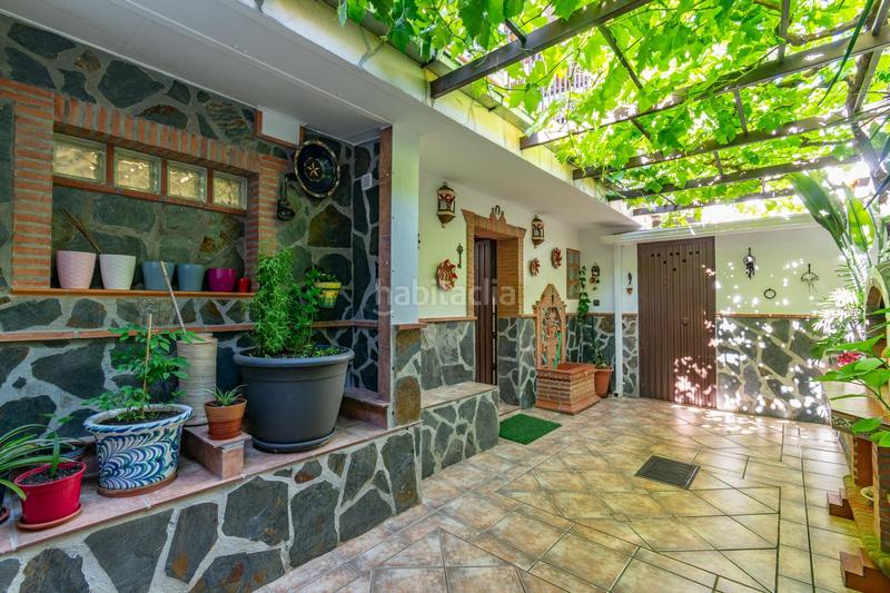 Foto ffefa950-fdfd-42ce-9e64-2b5dda714c1b. Semi detached house with heating parking in Rosaleda - Juventud Granada