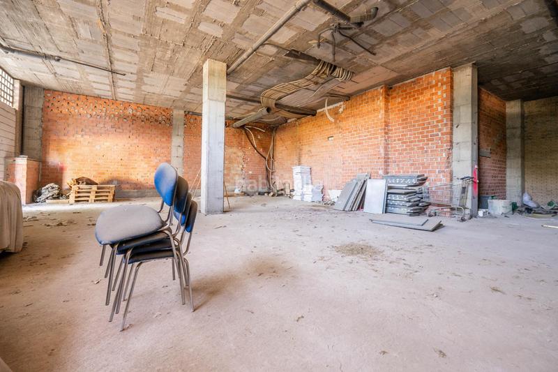 Foto f7f05f05-8191-4c2a-9fb6-05f7fddb8fe0. Local comercial  en el pts en Campus de la Salud Granada