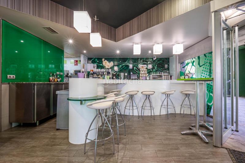 Foto 80a61fa4-ca15-49db-a22a-1ad11a2a47b0. Locale commerciale in calle profesor francisco dalmau 11 in Granada