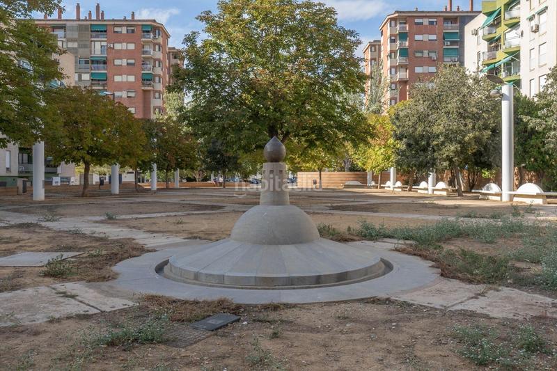 Foto c61af67a-3c47-4cd2-a181-ea4b4e4db0ed. Locale commerciale in calle profesor francisco dalmau 11 in Granada