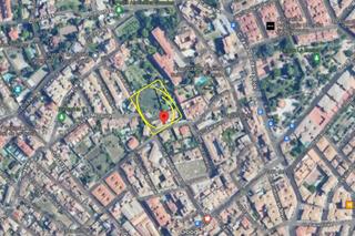 Terrain résidentiel  Calle calle del presbítero pedro ruiz de valdivia. Magnifico solar en el centro de la zubia