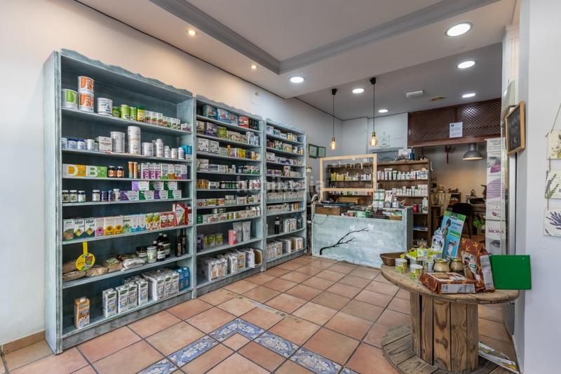 Foto 72e04671-b805-4e46-9ae7-f3a9eb267b49. Local commercial dans Cervantes Granada