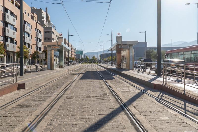 Foto 24475941-0d61-4b86-8aff-d9a3feee3f05. Geschäftsraum in Campus de la Salud Granada