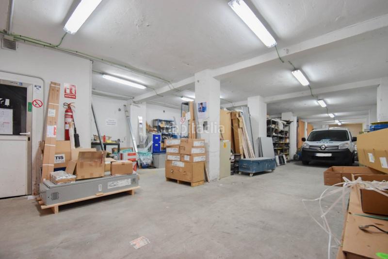 Foto f77f4a48-d24c-4ed6-8c98-d9716f128bbe. Local commercial dans Camino de Ronda Granada