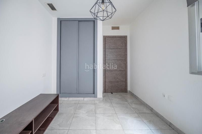 Foto 794679a8-a7e7-4e00-9008-925926d5ecda. Pis amb calefacció aparcament piscina a Atarfe