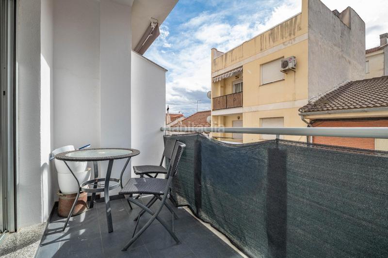 Foto eac9496d-5fec-4e3e-a199-cc49fea971a4. Pis amb calefacció aparcament piscina a Atarfe