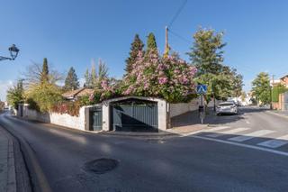 Chalet  Calle de ortega y gasset. Casa independiente de una planta