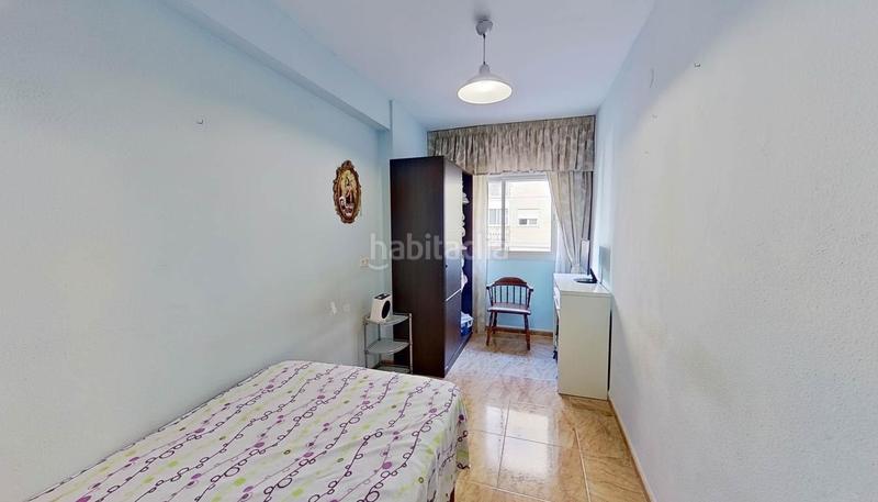 Foto e90d79e1-1db1-409a-afe7-278523b4b135. Flat in Barrio de Zaidín Granada