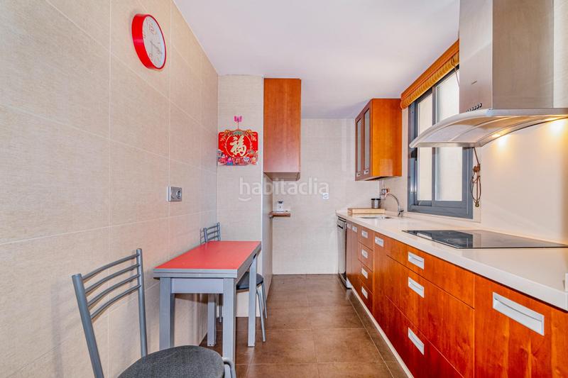 Foto b475c144-8272-4758-97ee-0e3d3a4f81c6. Dachwohnung mit heizung parking in Las Tres Cruces Armilla