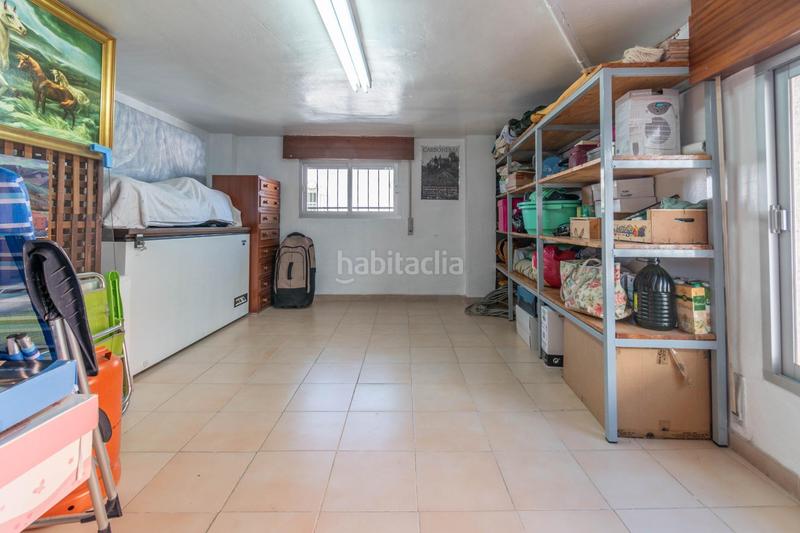 Foto a7562de2-d96b-4b5b-ad33-1266dd951e26. Casa pareada amplio pareado para entrar a vivir en Jun