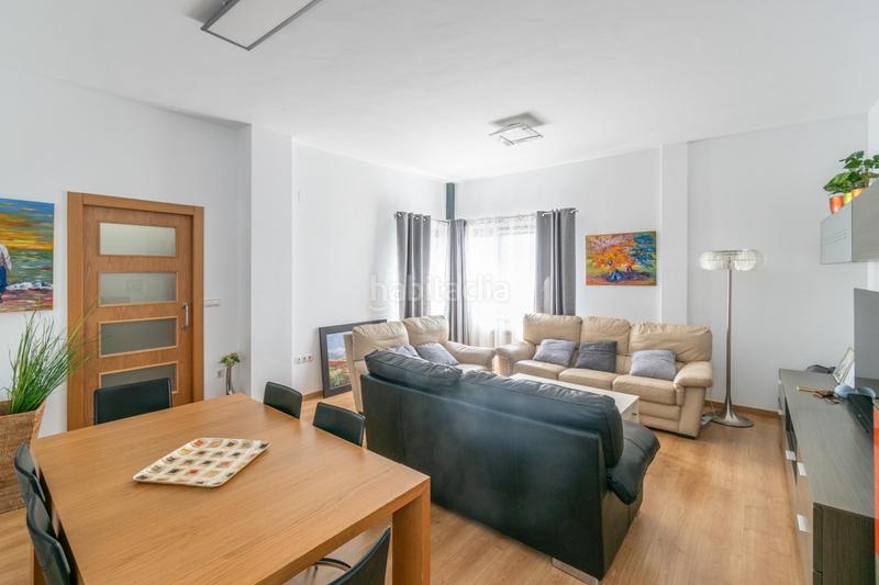 Foto 8d4f3781-2013-4790-8b9c-5b620e68a4a7. Chalet mit parking pool in Polideportivo Alhendín