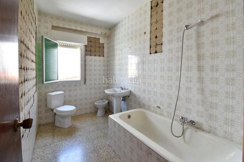 Foto 171642d8-c0eb-4e53-a898-b0526e3a26f1. Casa amb aparcament a Maracena