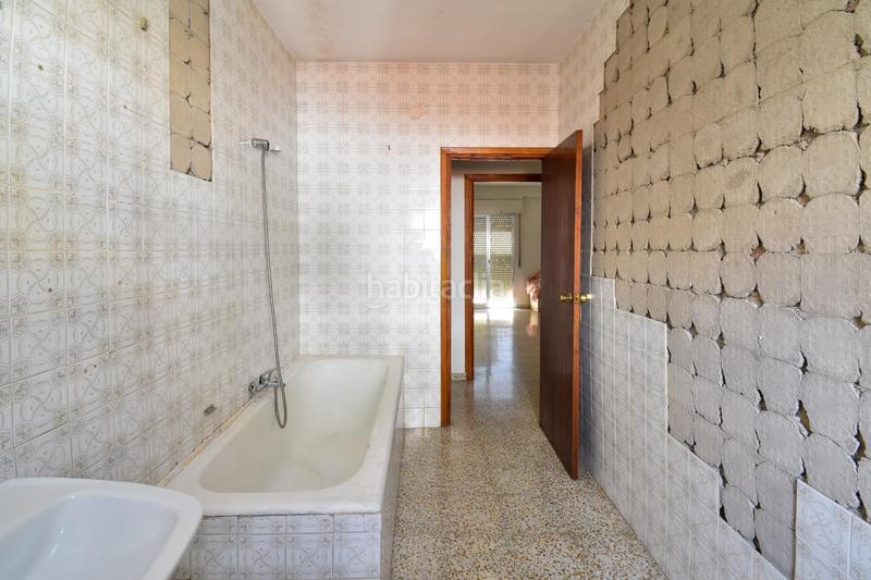 Foto 917399a6-82ba-411a-a175-420ed991f50f. Casa amb aparcament a Maracena